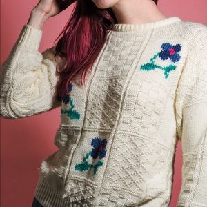 Suburban Petites Sweater